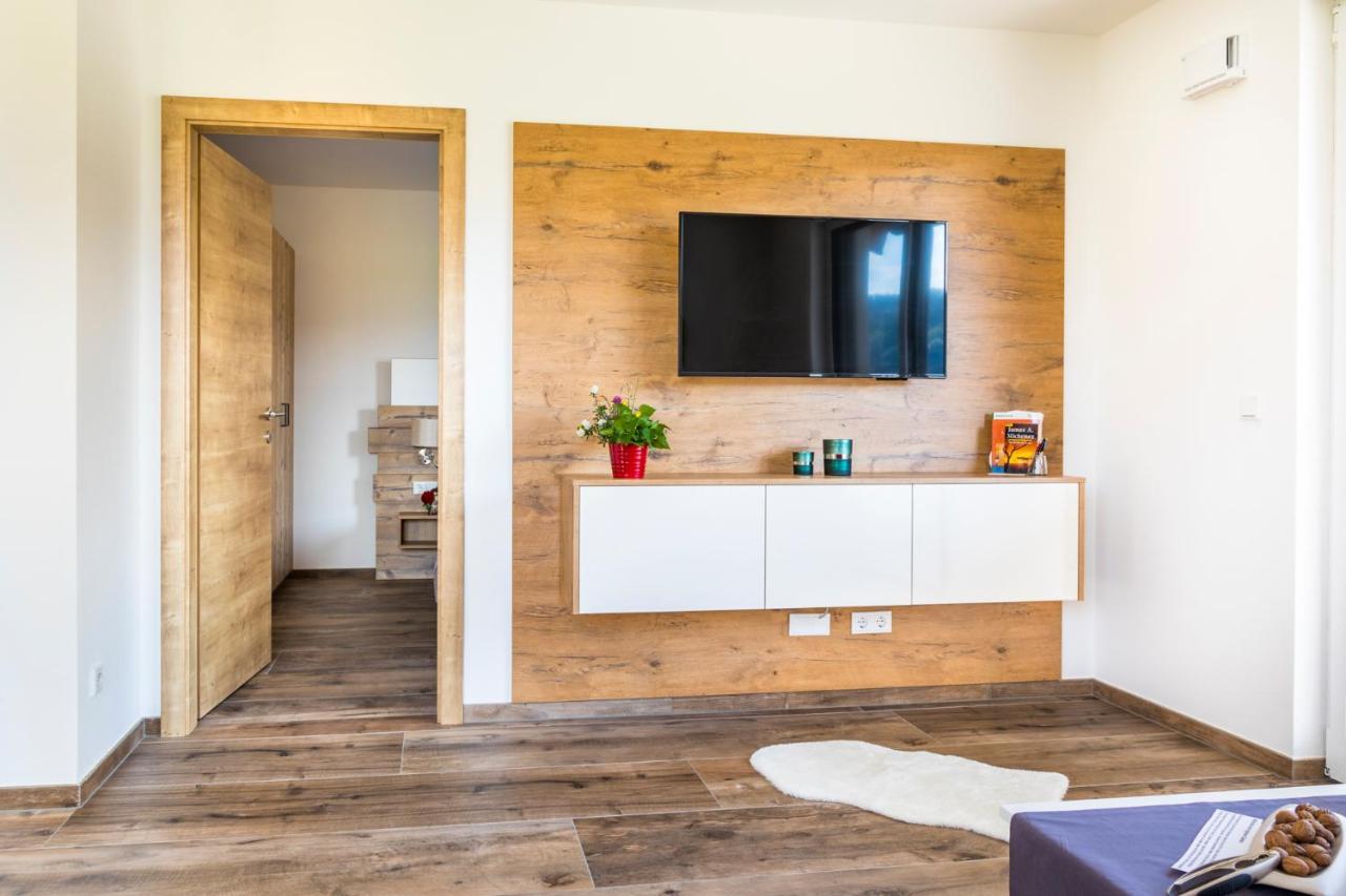 Apartment Motzenhof - Stadtnaehe Salzburg - Modernes Bauernhoferlebnis Inklusive Adnet Luaran gambar