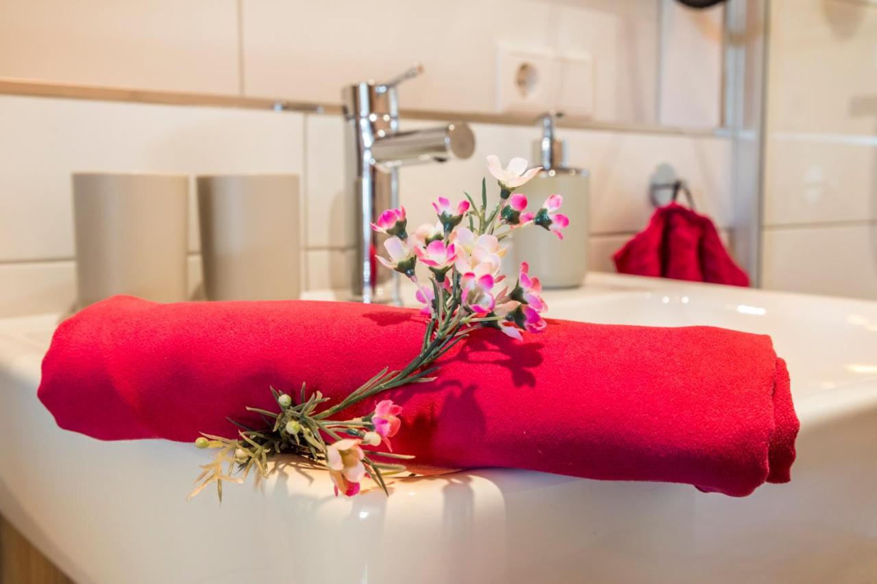 Apartment Motzenhof - Stadtnaehe Salzburg - Modernes Bauernhoferlebnis Inklusive Adnet Luaran gambar